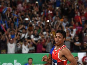 Zohri dkk. Lolos ke Final Estafet 4x100 Meter Zohri dkk. Lolos ke Final Estafet 4x100 Meter