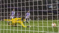 Kebuntuan baru bisa dipecahkan Barca pada menit ke-57 lewat gol Ousmane Dembele. (Foto: Octavio Passos/Getty Images)
