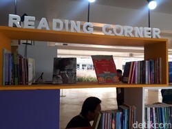 Ada Pojok Baca di Tengah Kemeriahan Asian Games 2018