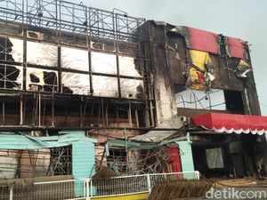 Sekuriti dan Penjaga Toko Diperiksa Terkait Kebakaran di BJ Home Sekuriti dan Penjaga Toko Diperiksa Terkait Kebakaran di BJ Home