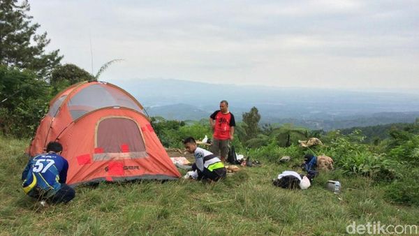 Foto: Tempat Kemping Asyik Buat Libur Panjang di Ciamis