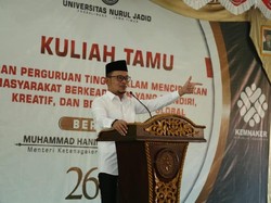 Menaker Hanif Dorong Mahasiswa Berani Jadi Wirausaha