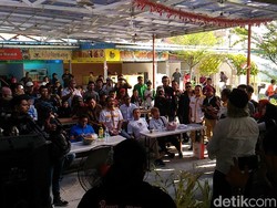 Sandiaga Hadiri Konser Amal KAHMI Bantu Korban Gempa NTB