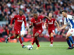 Si Merah Sedang Belajar Main Buruk tapi Menang