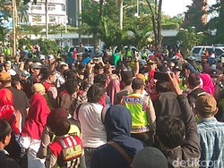 Video Ricuh Massa Pro dan Tolak Deklarasi #2019GantiPresiden