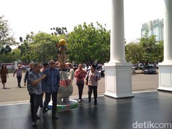 Jokowi Kumpul Bareng Konglomerat Muda di Istana