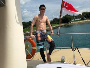 Foto: Ketika Para Pebulutangkis Indonesia Pamerkan Tubuh Kekarnya