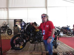 Saat Bule Amerika Modif Yamaha R25