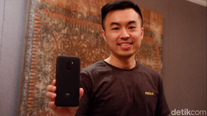 Alvin Tse dikala merilis Pocophone F1. Foto: Adi Fida Rahman/detikINET Alvin Tse dikala merilis Pocophone F1. Foto: Adi Fida Rahman/detikINET