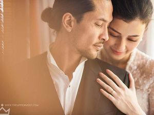 Potret Kemesraan Kimberly Ryder dan Edward Akbar yang Baru Menikah Potret Kemesraan Kimberly Ryder dan Edward Akbar yang Baru Menikah