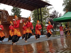 Tari Saman Memukau Festival Folklore di Ceko