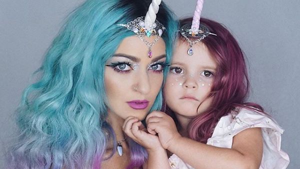 Potret Bunda dan si Kecil yang Sama-sama Nyentrik