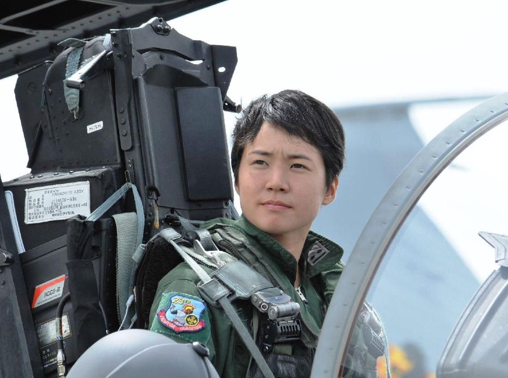 Keren, Ini Wanita Pertama yang Jadi Pilot Pesawat Tempur di Jepang