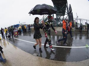 Basah dan Dingin Silverstone Berujung Batalnya MotoGP Inggris