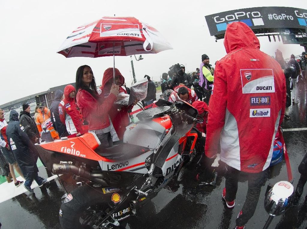 Tak Mau Balapan Batal Lagi, MotoGP Buka Kans Race Senin atau Selasa Tak Mau Balapan Batal Lagi, MotoGP Buka Kans Race Senin atau Selasa