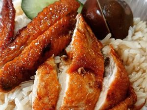 Penggemar Berat Nasi Ayam, Pria Ini  Santap Nasi Ayam Selama 254 Hari