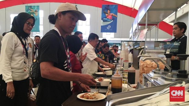 Masakan Indonesia juga digemar atlet luar negeri.