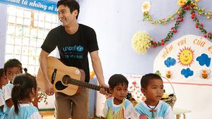 Manisnya Kedekatan Siwon Choi SuJu dengan Anak-anak