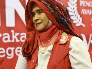 Jejak Singkat Neno Warisman di Partai Ummat Jejak Singkat Neno Warisman di Partai Ummat