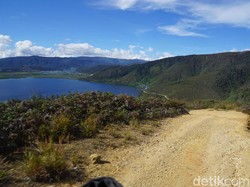 Tentang Danau Kembar dari Arfak yang Dipuji Jokowi