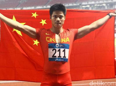 Su Bingtian Raih Emas di Lari 100 Meter Putra