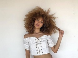 Model Ini Jual Keperawanan Rp 1,6 Miliar Demi Belikan Rumah untuk Ibunya