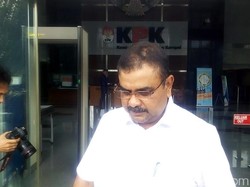 Bupati Karimun Irit Bicara Usai Diperiksa soal Mafia Anggaran