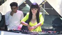 Disebut DJ Paling Seksi, Ini Penampilan Dinar Candy saat Nge-DJ