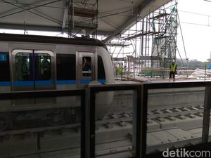 Tarif MRT Jakarta Rp 8.500 atau Rp 10.000/ 10 Km, Pilih Mana?