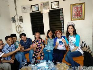 Kunjungi Rumah Singgah Kanker, Puteri Indonesia 2018 Imbau Deteksi Dini Kunjungi Rumah Singgah Kanker, Puteri Indonesia 2018 Imbau Deteksi Dini