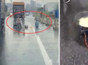 Duh, Pria Ini Masak Mie Instan di Tengah Jalan