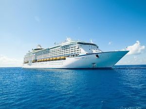 8 Kru Positif Corona, Kapal Pesiar Mewah Batal Berlayar