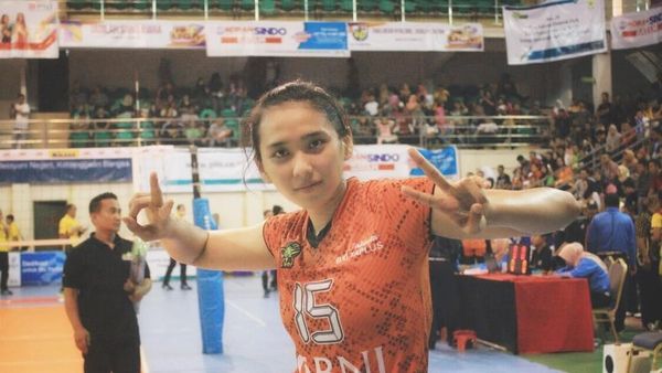 Bugarnya Yolla Yuliana, Atlet Voli Cantik yang Mundur dari Asian Games