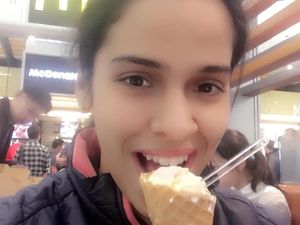 Manisnya Pebulutangkis India, Saina Nehwal Saat Ngopi dan Makan Es Krim