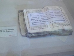 Al Quran yang Tak Rusak Saat Tsunami Aceh