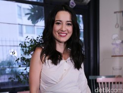 Julie Estelle Sang Pemimpin Pemberontak di Foxtrot Six