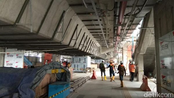 Penampakan Terkini Stasiun MRT di Lebak Bulus