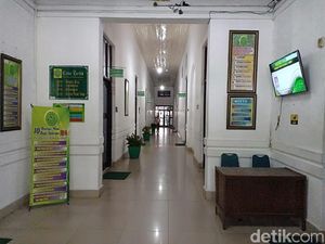 Ruangan Ketua dan Wakil Ketua PN Medan Disegel KPK Ruangan Ketua dan Wakil Ketua PN Medan Disegel KPK
