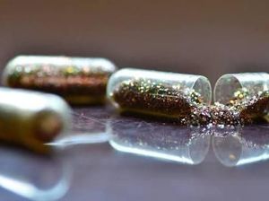 Ada-ada Saja, Orang Konsumsi Kapsul Glitter Agar Fesesnya Berkilauan Ada-ada Saja, Orang Konsumsi Kapsul Glitter Agar Fesesnya Berkilauan