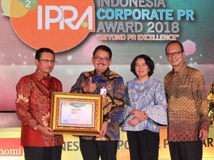 Bank DKI Diganjar Penghargaan Perusahaan Populer