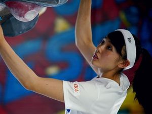 Lincahnya Futaba Ito, Atlet Panjat Dinding Asian Games Berwajah Imut Lincahnya Futaba Ito, Atlet Panjat Dinding Asian Games Berwajah Imut
