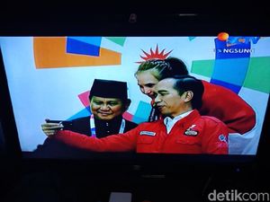 Jokowi Nge-vlog Bareng Prabowo dan Pesilat Wewey Wita