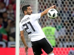 Guendogan Harap-harap Cemas Menanti Respons dari Fans