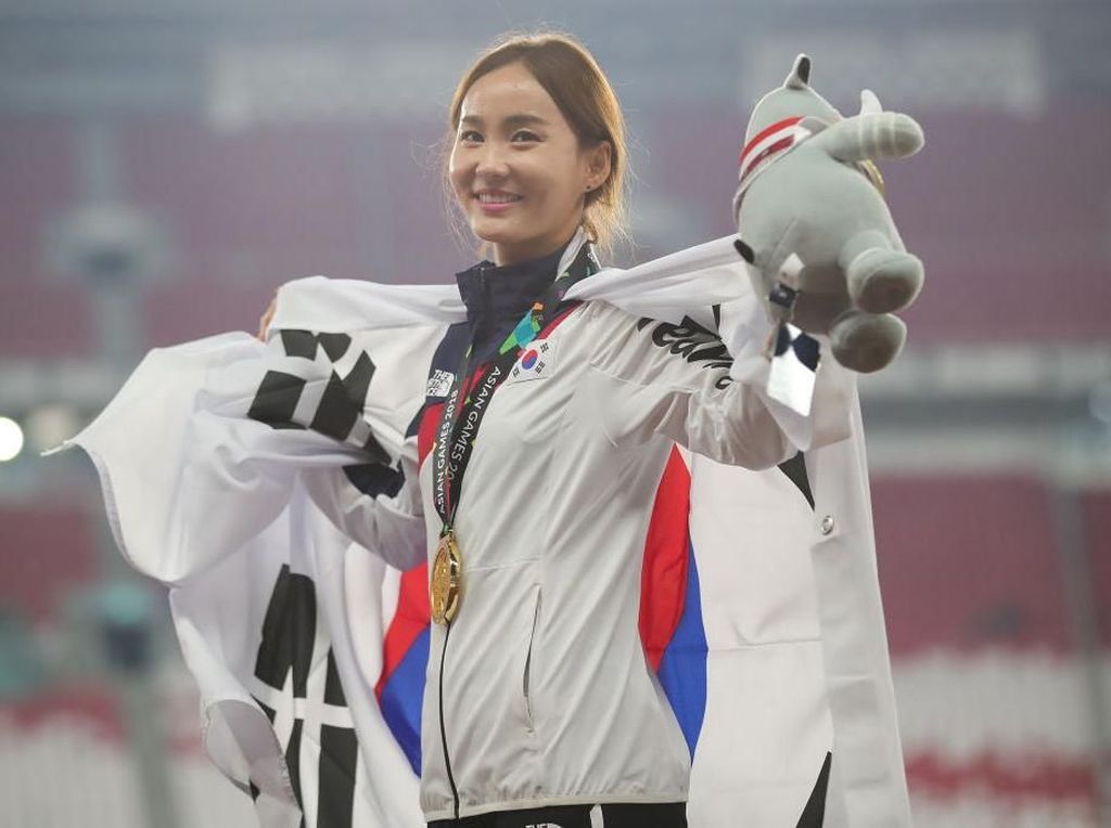 Dapat Medali Emas, Atlet Lari Korea Ini Wajah Beningnya Bikin Terpana