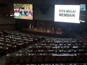 Paripurna Sempat Diskors, DPR Sepakati Perubahan Sejumlah Tatib