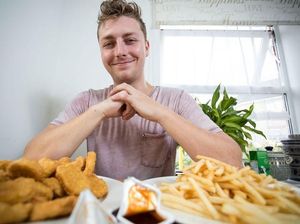 Pria Ini Hanya Makan Chicken Nugget dan Kentang Goreng Selama 20 Tahun