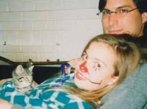 Putri Kandung Steve Jobs Buka-bukaan Aib Ayahnya