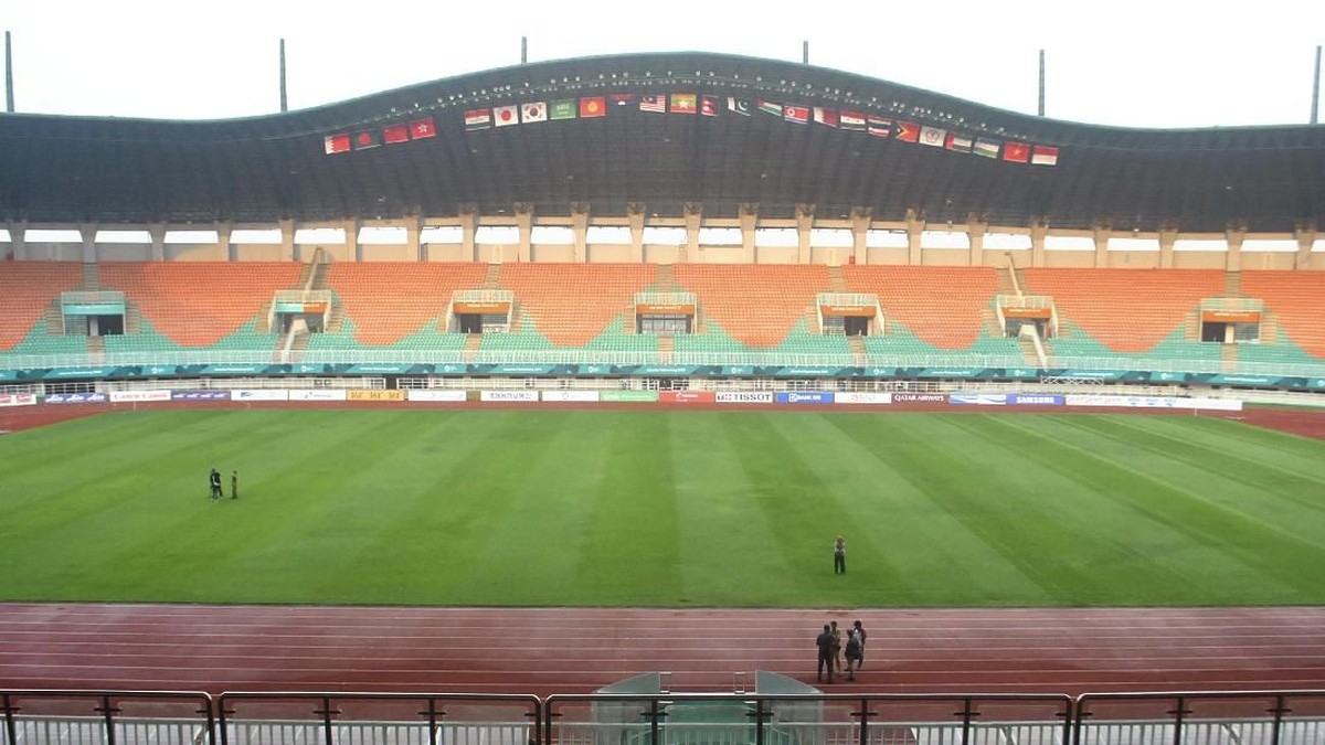 Stadion Pakansari, tempat dimainkannya partai-partai semifinal sepakbola Asian Games 2018 pada hari ini (Foto: Arif Firmansyah/ANTARA FOTO)