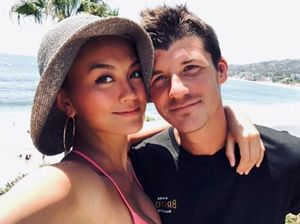 Hmm.. Agnez Mo Putus dengan Jeff Kopchia? Hmm.. Agnez Mo Putus dengan Jeff Kopchia?