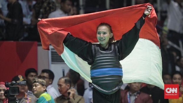Wewey Wita menggenapkan emas Indonesia di cabang pencak silat Asian Games 2018 menjadi 14.